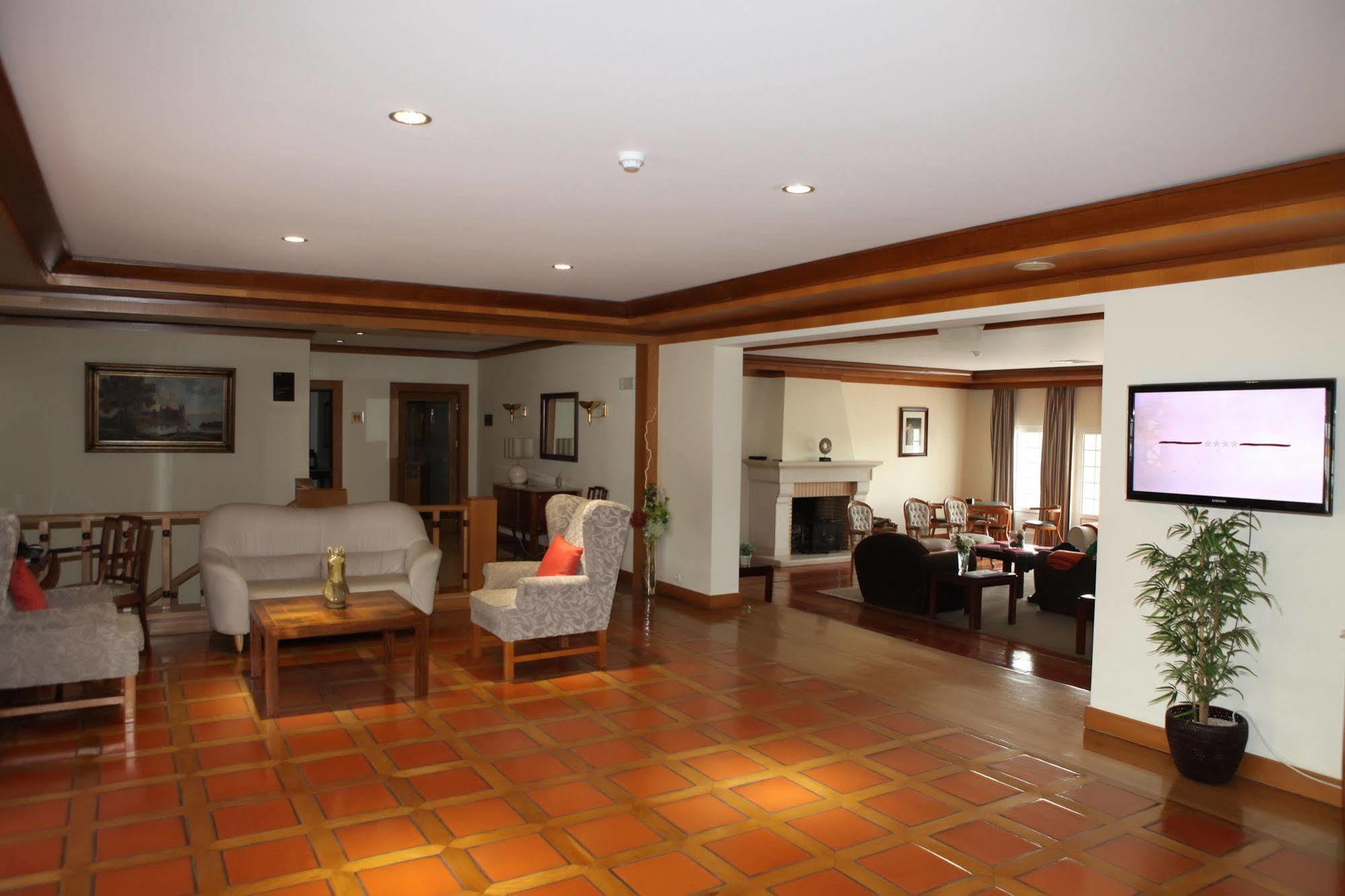 Hotel Segredos De Vale Manso Martinchel Buitenkant foto